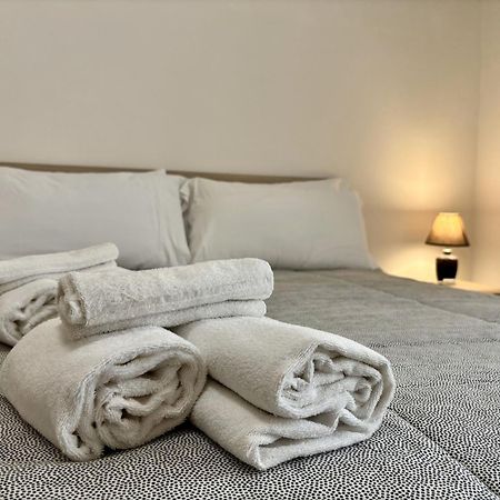 Zezzella By In Puglia Service Locorotondo Exterior photo